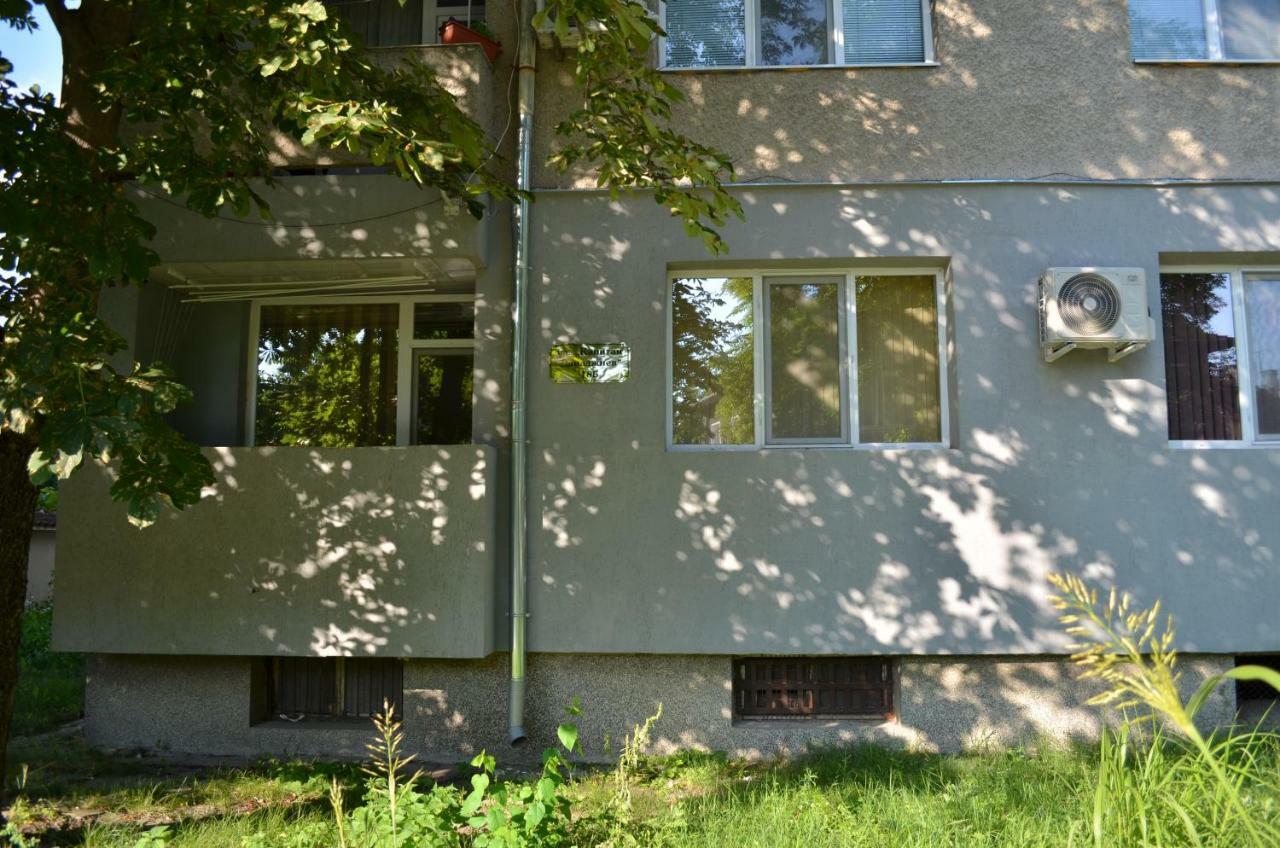 Luxury Apartment Near Varna, Located In Targovishte Exterior foto