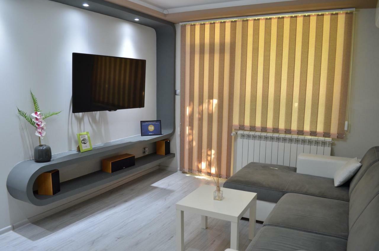 Luxury Apartment Near Varna, Located In Targovishte Exterior foto